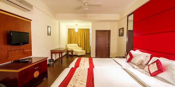 Superior Double Bed Room with Breakfast