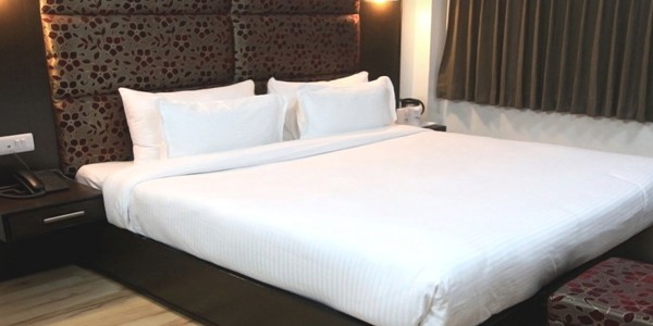 Deluxe Double Bed Room with Breakfast and Dinner