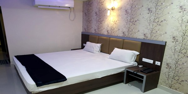 Deluxe AC Double Bed Room